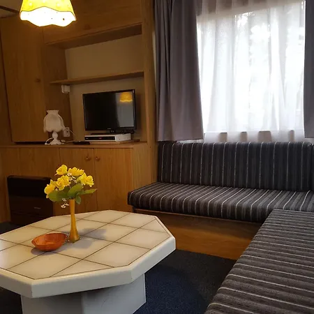 Pod Sosnami Osrodek Wypoczynkowy Boszkowo Letnisko Villa Exterior photo