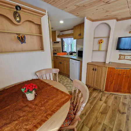 Pod Sosnami Osrodek Wypoczynkowy Boszkowo Letnisko Villa Room photo