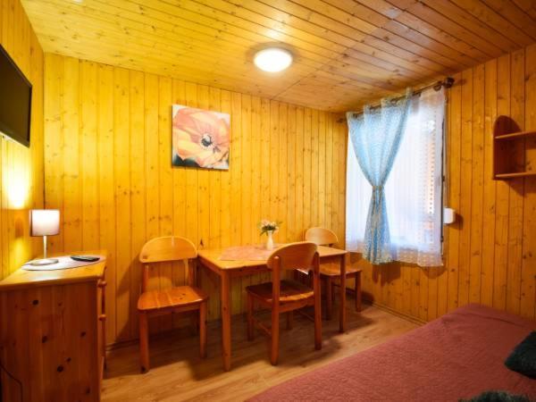 Pod Sosnami Osrodek Wypoczynkowy Letnisko *